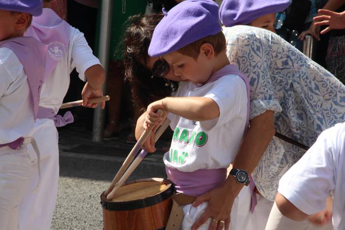 Danborra eta piparra, festar 63 1503577988647