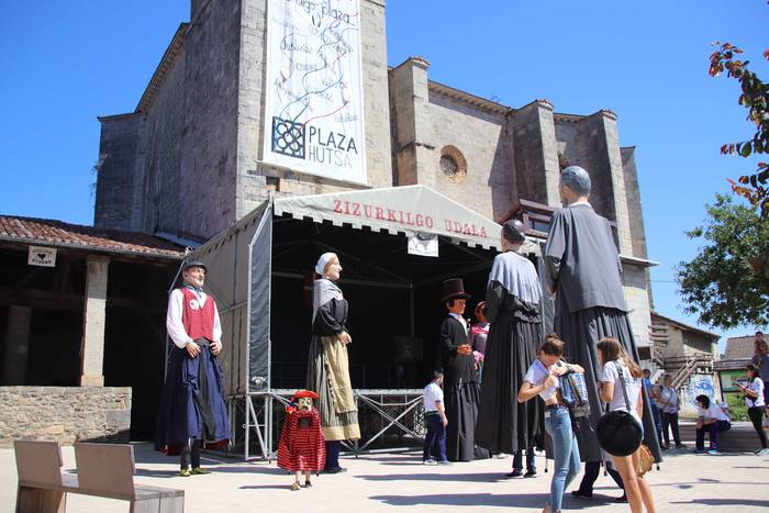 Txikiak buruhandiei ihesi ib 29 1566045839108