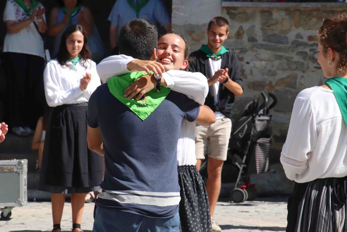 46 gaztek parte hartu dute Irurako Dantza-Sokan - 58