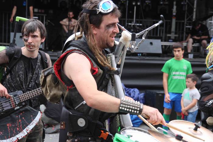 Norberak bere bazkaria, eta  46 1532631267927