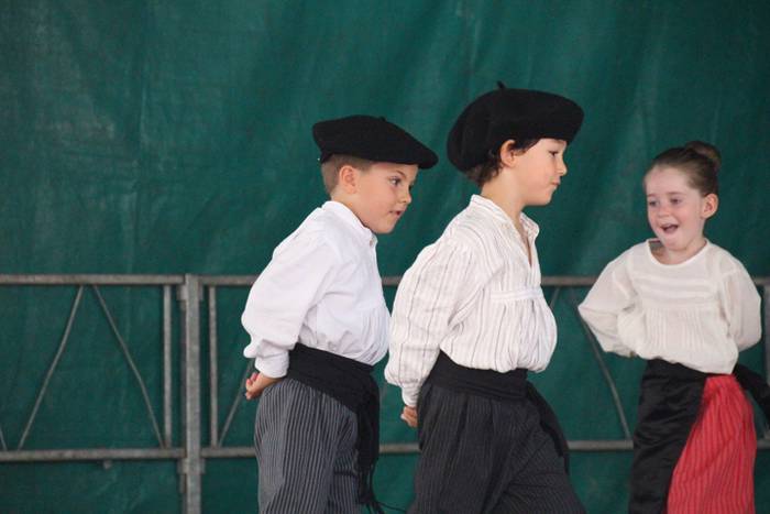 Dantzak bete du plaza 13 1473599781712