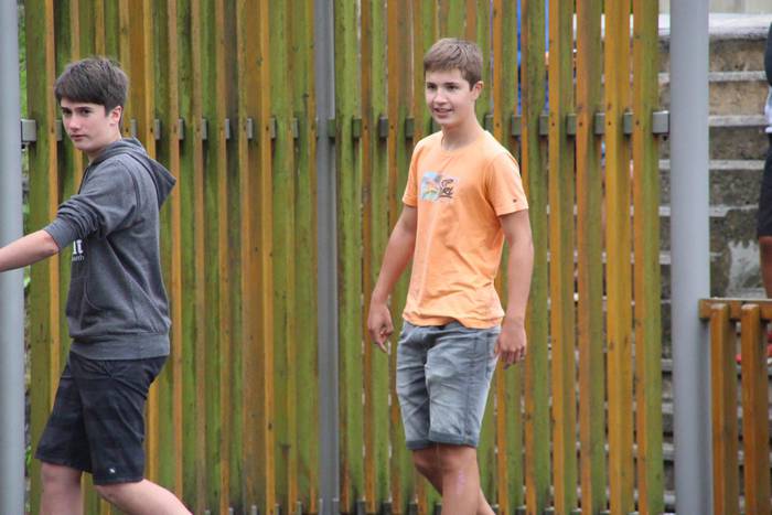 hernialde festak puzgarriak  44 1534160638736