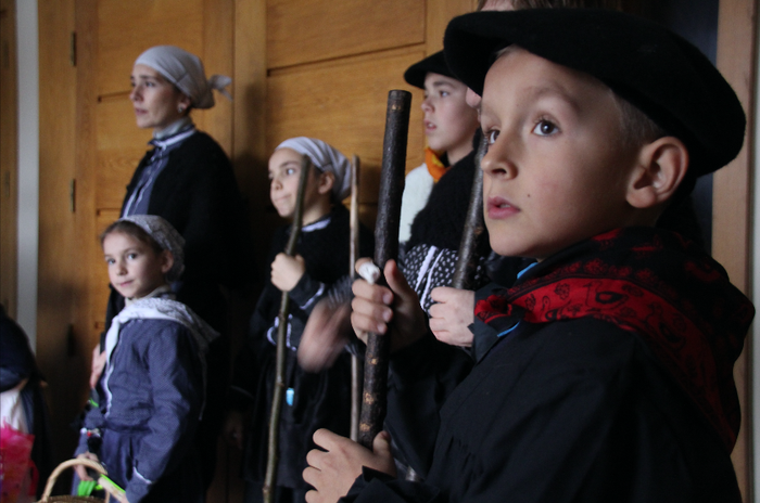 Etxe guztiak kantuz poztekoa 17 1486223343405