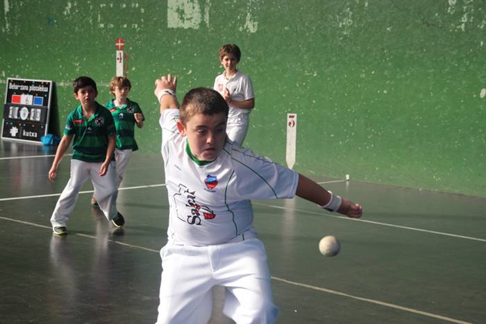 Txokoan, ezker paretean eta  32 1509891419300