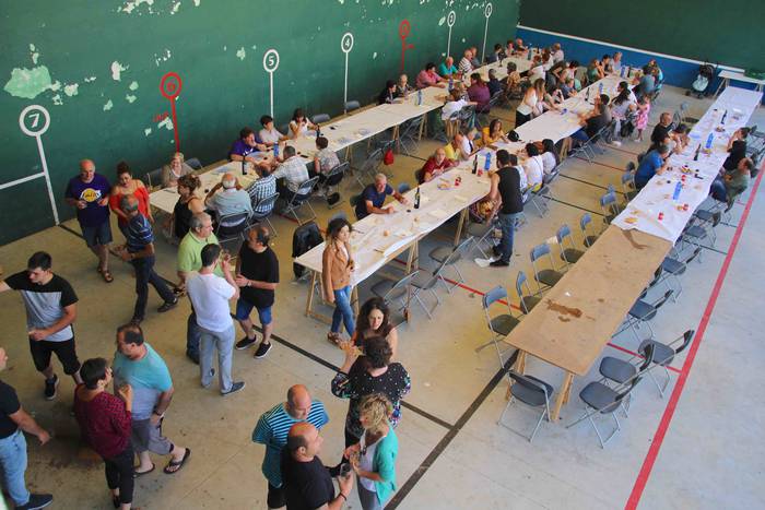 Urteroko otordu jendetsua 8 1561816532957