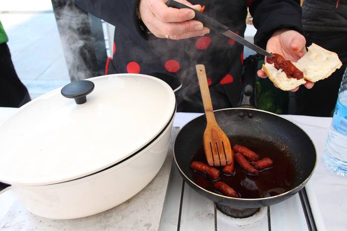 Lapikoak, plazaren ospela goxatzen 2 1480766023539