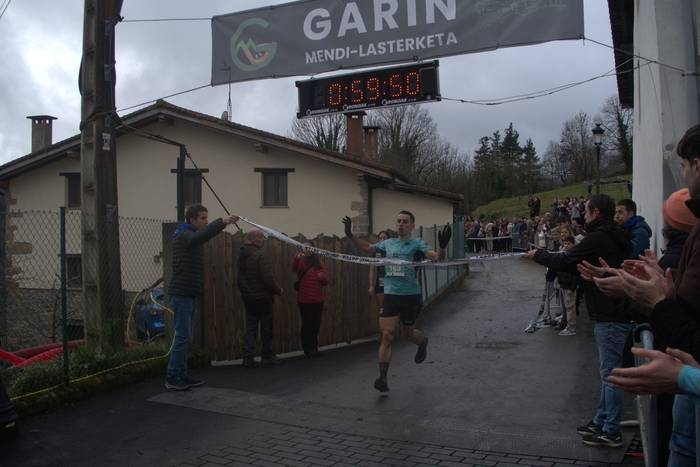 Oier Zubeldiak irabazi du Garingo Mendi Lasterketa