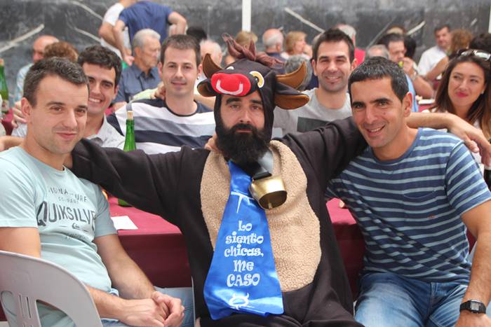 Txekor usainak bilduta 4 1502031011868