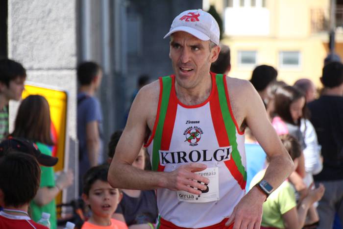 Haur, gazte eta heldu krosea 165 1491742727364