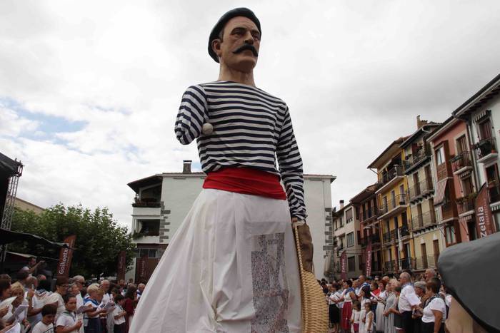 Jendetsua izaten ari da Erro 48 1659205848798