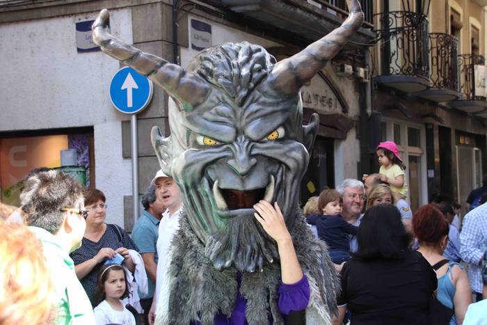 Erraldoiak eta buruhandiak T 20 1561218571796