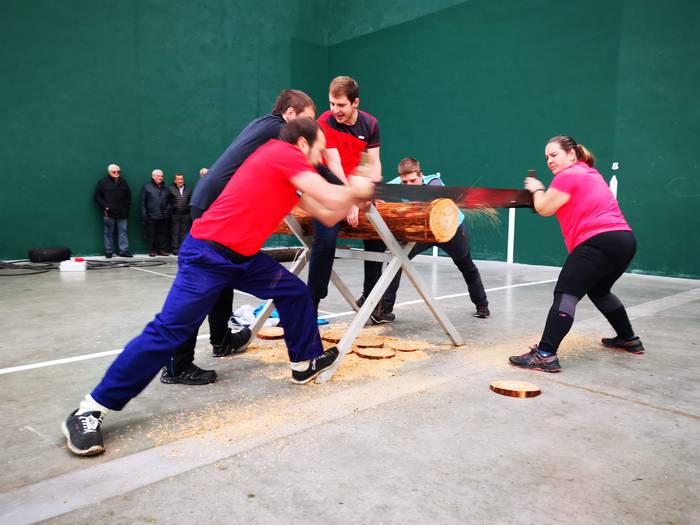 Gazteek saltsa jarri dute Sa 14 1573476475588