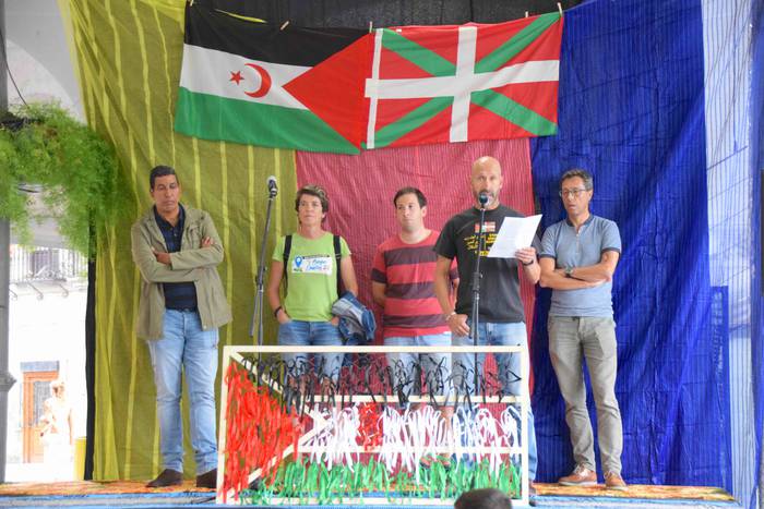 Errealitatearen aurrean, ald 27 1534534326772