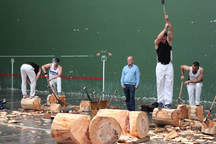 Pilotariei eta aizkolariei b 21 1557927132256