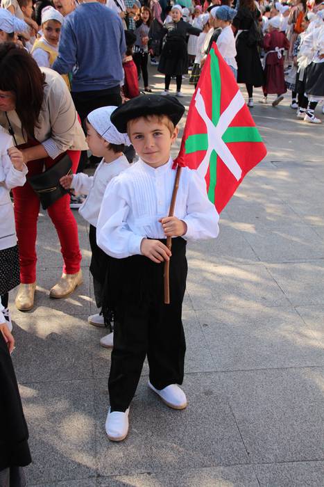 Dantzari Txiki eguna Ibarran 2016 6 1464428065519