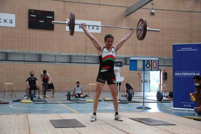 Susana Davila eta Mikel Alva 56 1619708694938