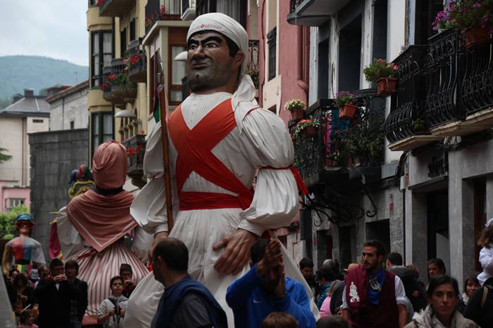 Bi erraldoi txiki etxean 3 1495291924050