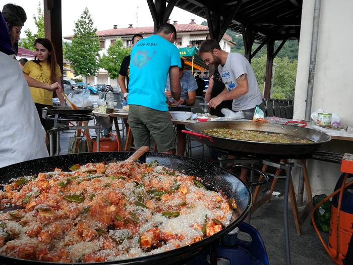 Paella, kuadrilla eguneko er 27 1565767543319