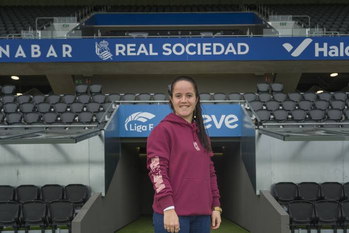 «Kritikak? Ohituta nago. Ingurukoek beti babestu eta errespetatu naute»