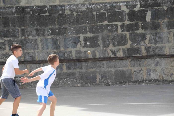 Frontoi Zaharrari, pilotari  27 1532188014526