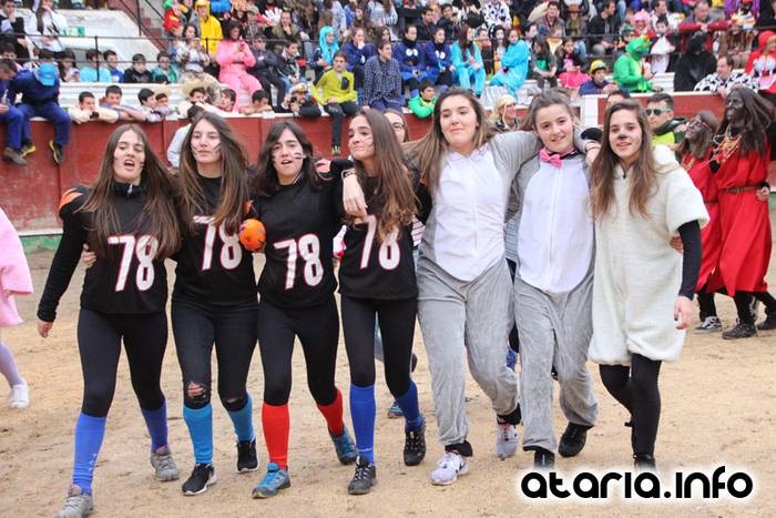 inauteriak 2016 zaldunita zezen plaza 71 1454867199528