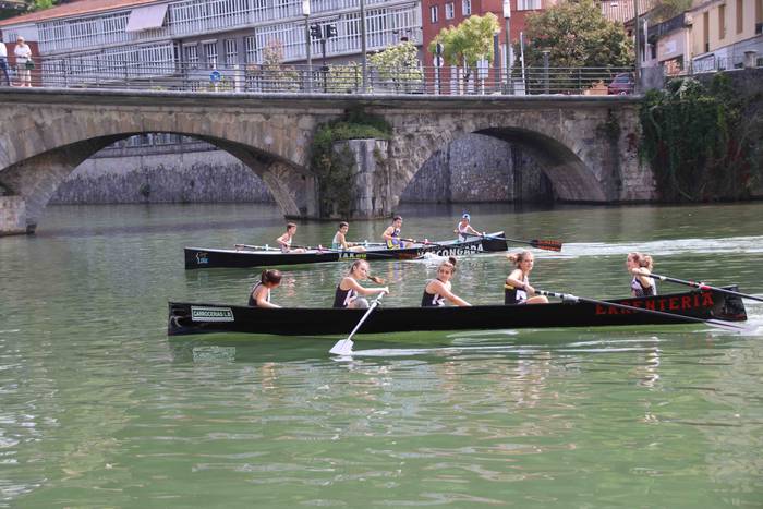 Arraunean, elkartasunez 168 1568479704780