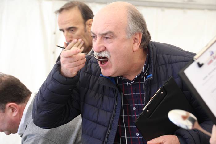 Babarrun platerkada onena, D 59 1511113038208