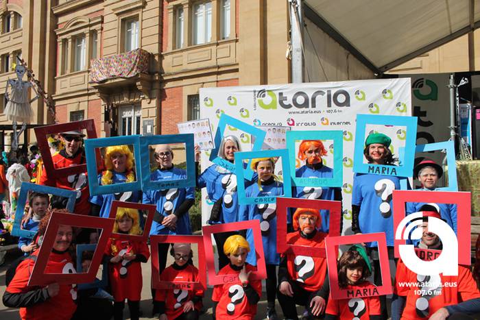 Photocoll-ean jartzeak saria 30 1488130047657