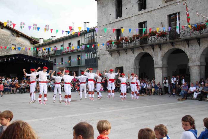 berastegi jaiak soka dantza 36 1533937932567