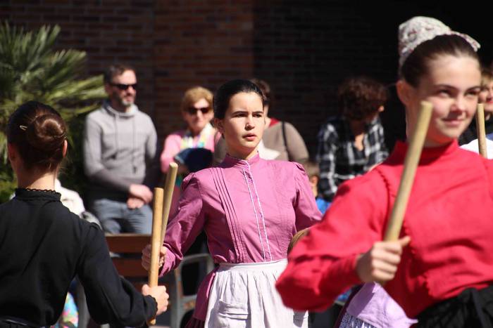 Villabona-dantzari-eguna-Oin 10 1553345906865