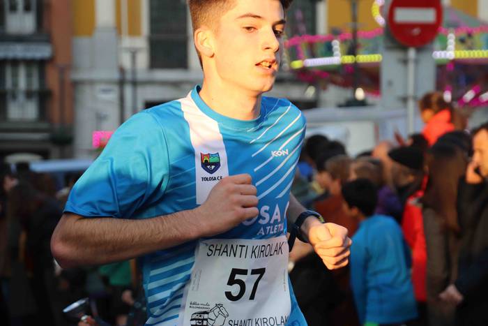 Uzturreko gurutzea lapurtu z 120 1577813982838