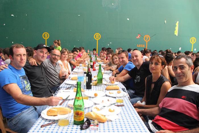 PIlotalekua kuadrillen kolorez beteta 17 1472221424184