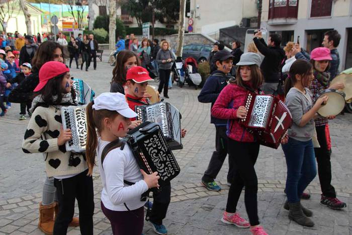 euskararen eguna 2015 irura 63 1449169424019