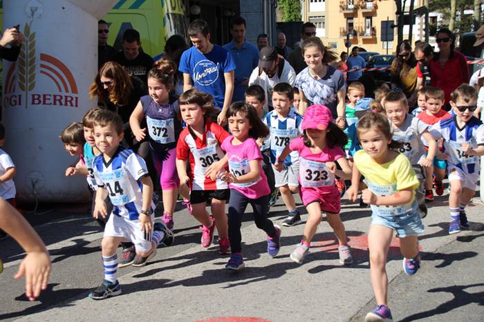 Haur, gazte eta heldu krosea 10 1491741856887