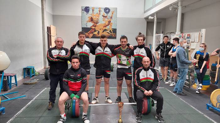 Danok Danena taldekoak txapeldun, Euskadiko Junior Txapelketan