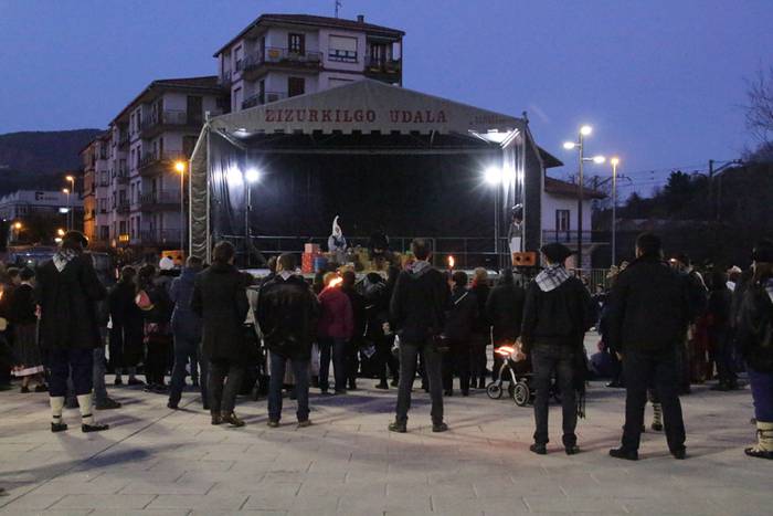 Olentzero eta Mari Domingi 2015 36 1450983302692