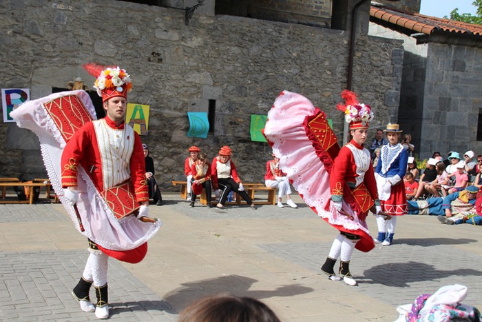 Dantza, kantua eta antzerkia, maskaradan - 29