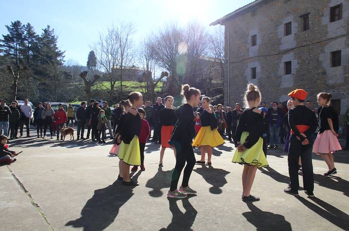 Elkartasunez jantzi da Gazte 23 1517148445649