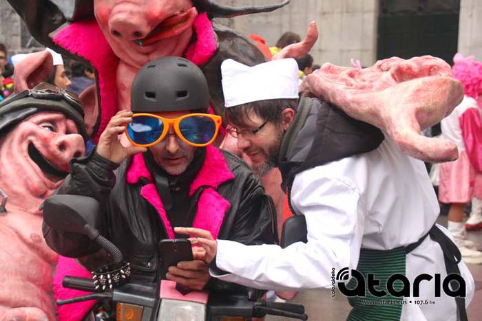 On Ostegun Gizen konpartsak  15 1518111728337