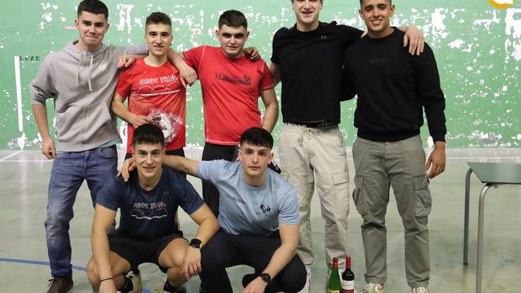 Julen Garaiburu, fronteniseko izarra Berastegin