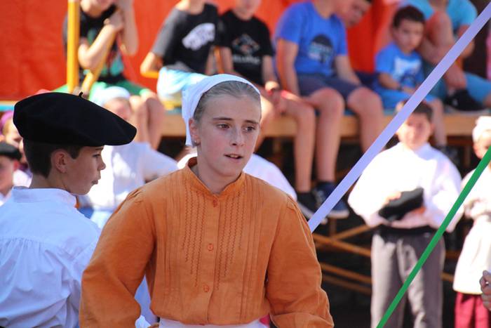 Dantza, bidania 49 1472040110194