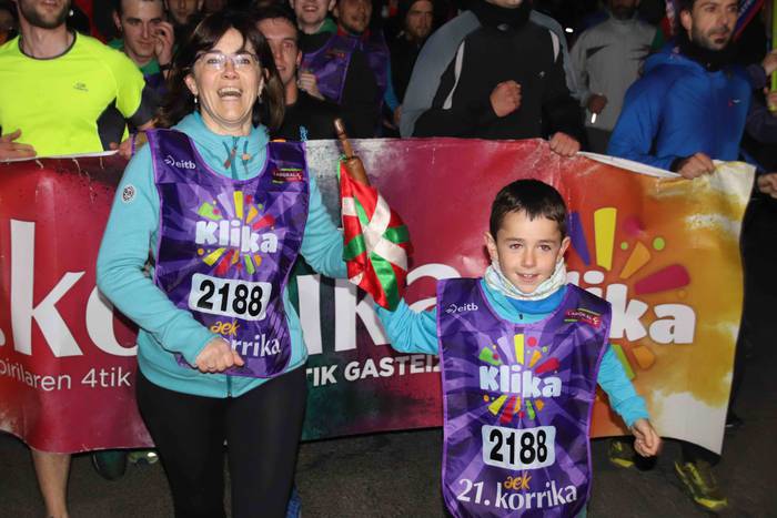 Orain, gaur eta hemen, dena  12 1555133848352