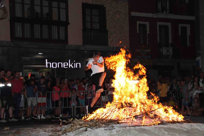 Suak argitu du urteko gaurik 32 1561330809814