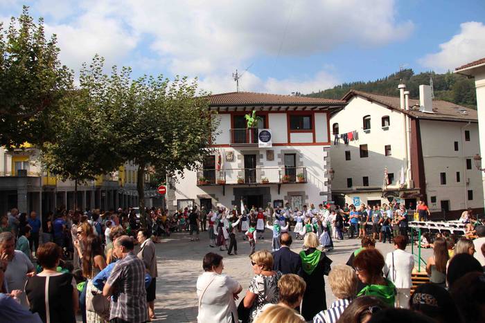 Azken orduak zapi berderarek 18 1538226687727