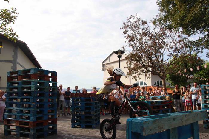 Harria, triala eta txakolina 69 1568486203146