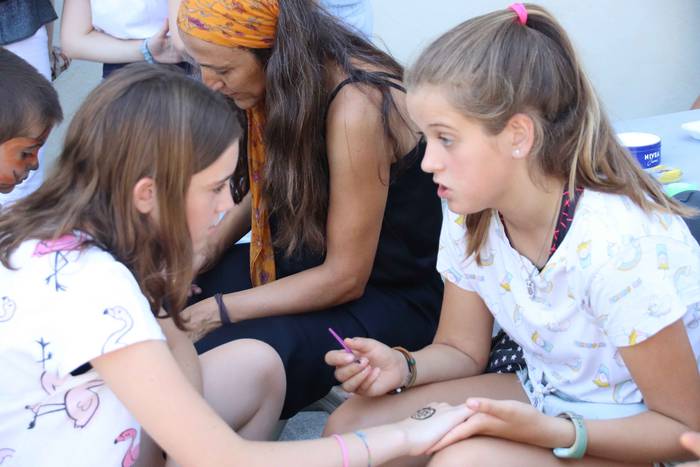 Txikiak buruhandiei ihesi ib 37 1566045844679