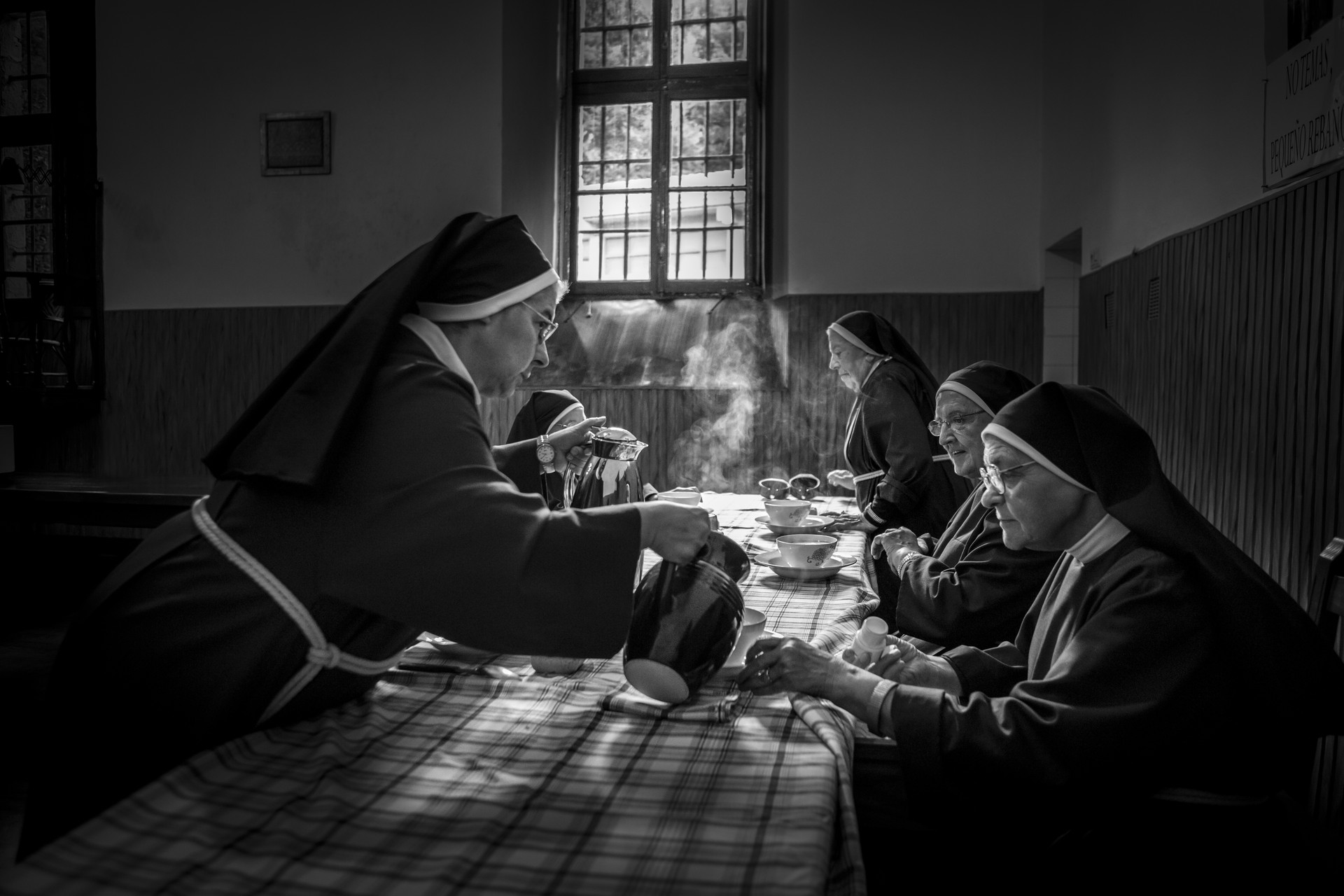 XXI. mendeko klausurako mojak