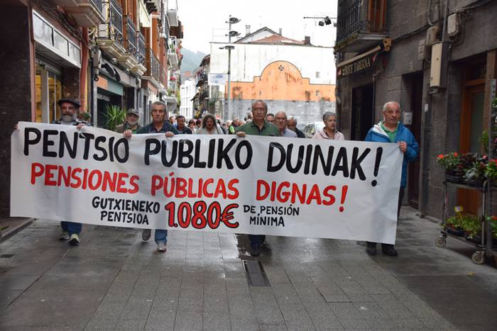 Pentsio duinak eskatu dituzt 10 1528717419131