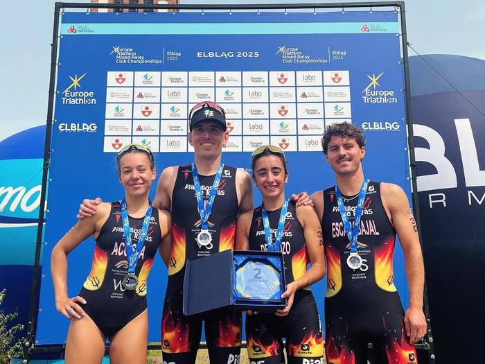 Paula Del Pozo, triatloiko Europako txapeldunorde taldekako errelebo mistoan