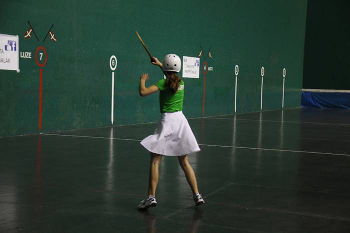 Emakume, raketista eta profe 18 1511035092405